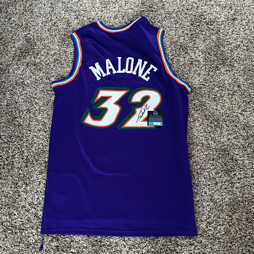 Karl Malone autographed Hardwood classics jersey COA